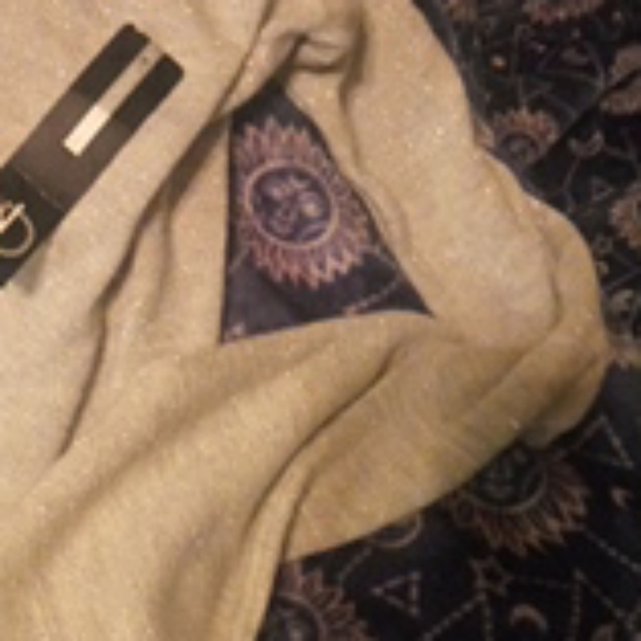 Long sleeve - Picture 3 of 3